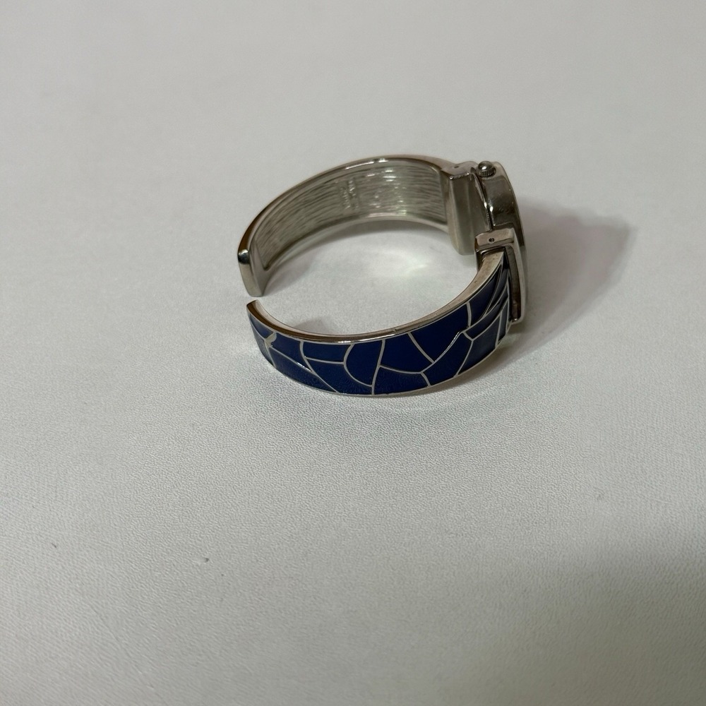 Open Cuff Womens Analog Watch Silver Tone Blue Oval Dial 6.5" Japan Movement - Picture 3 of 8